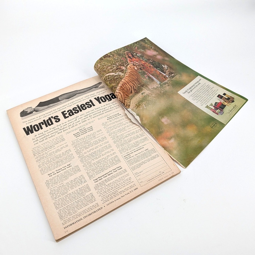 Vogue Magazine January 15 1969 Vintage Fashion Veruschka - Picture 4 of 5